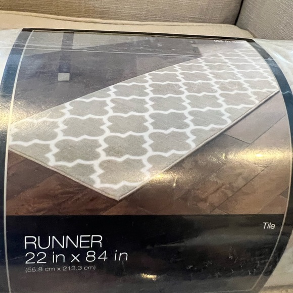 NWT Threshold Maple Fretworks Moroccan Print Runner! - Picture 3 of 7